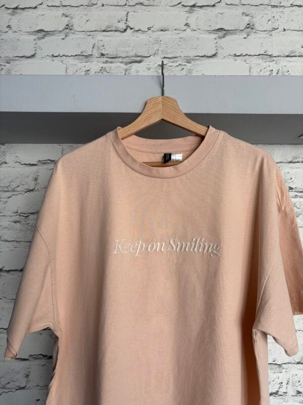 Minimalistyczny bawełniany T-shirt M - obrazek 3