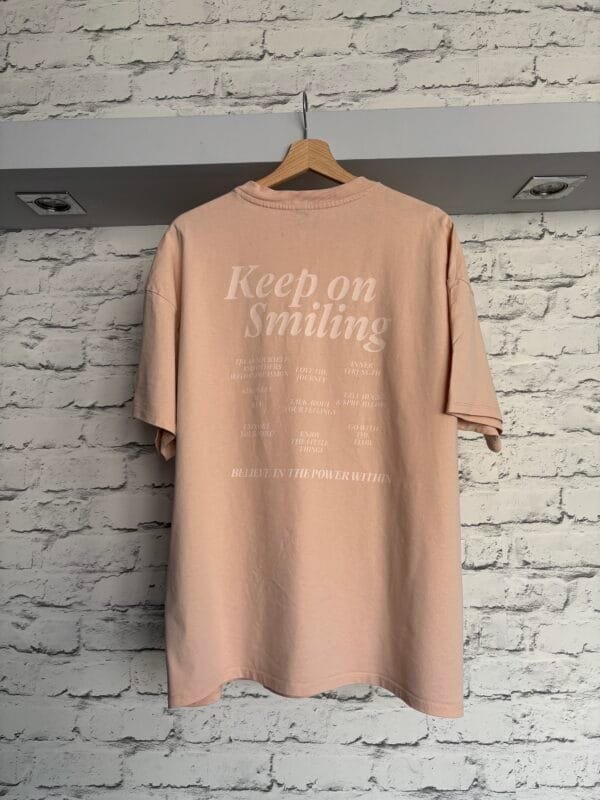 Minimalistyczny bawełniany T-shirt M - obrazek 5