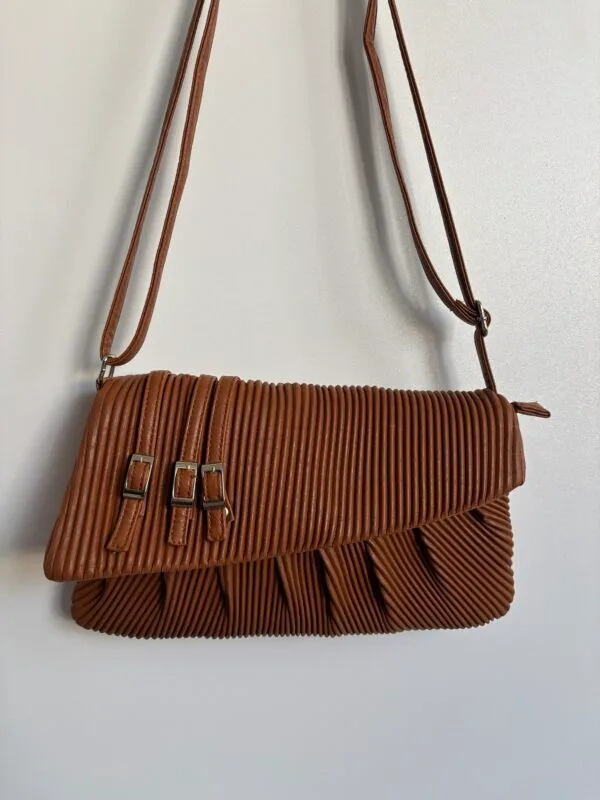 Brązowa torebka na ramię vintage boho retro plisowana - obrazek 4