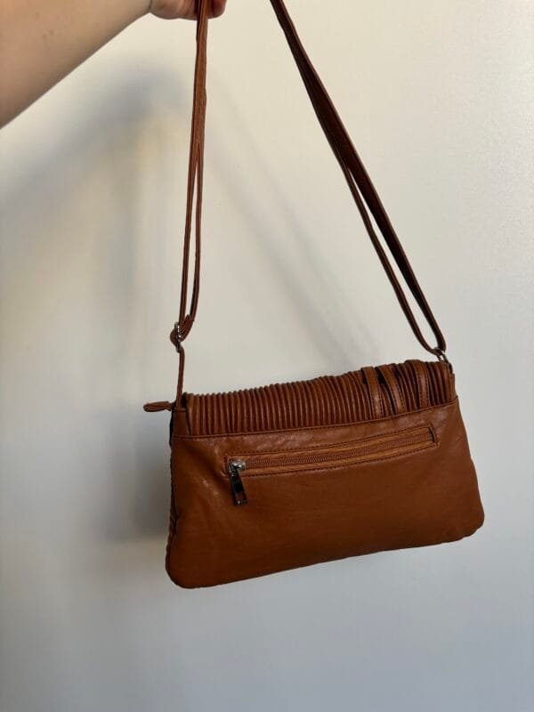 Brązowa torebka na ramię vintage boho retro plisowana - obrazek 5
